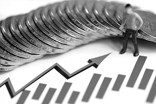 疫情升温美元回升 黄金价格短线回跌