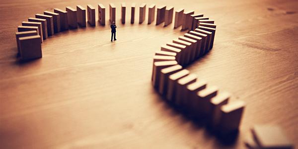 黄金价格创新高，2026年或延续涨势